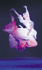 点绛唇·隐隐轻雷