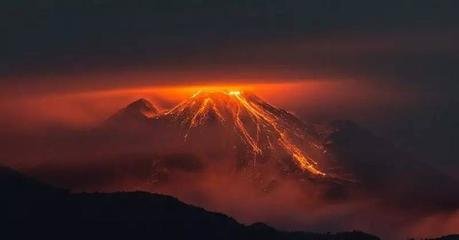 火山云歌送别