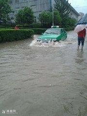 与牛家妓乐雨后合宴