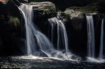 将入匡山别芳昼二公二首（一作将入庐山别僧）