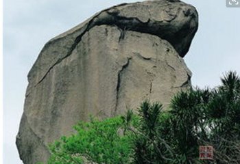 自昌化双溪馆下步寻溪源，至治平寺，二首