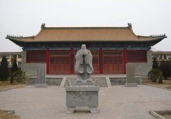 题官舍壁