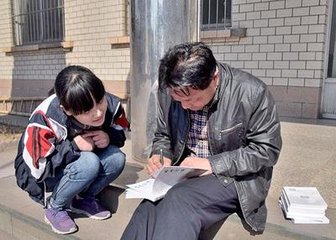 逢江客问南中故人因以诗寄