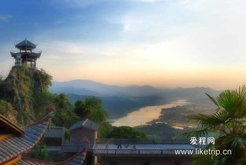 登归宗岩