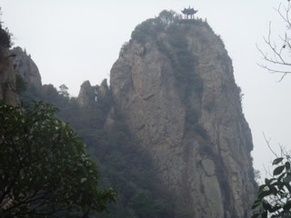 满庭芳·山接平芜