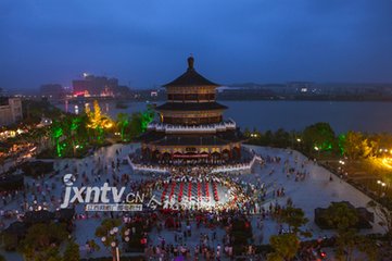 送李骑曹之武宁（一作送威武李骑曹之灵武宁省）