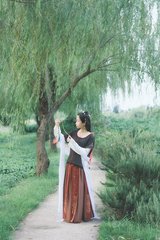 满庭芳·烟锁长堤