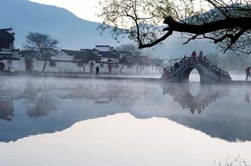 侍宴韦嗣立山庄应制