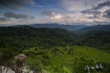 雨后见月