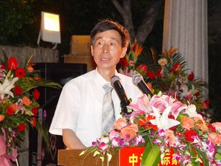 过友人山庄