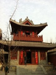 宿卢岩寺