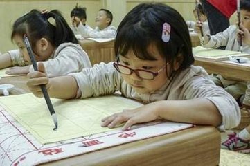 学生和玉佛　