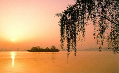 题湖上壁