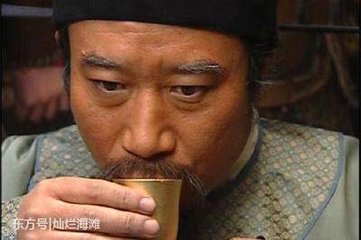 满江红·伶俐聪明